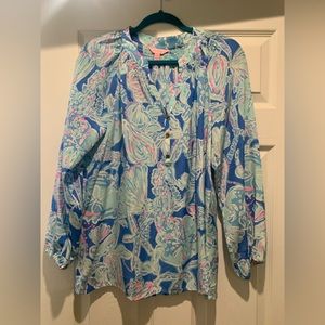 Lilly blouse - great condition & so cute!